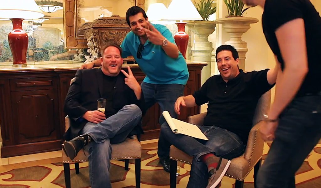 10 Tips On How to Become a Celebrity in Your Market - In The Know With Oliver Graf ft. Mike Bjorkman